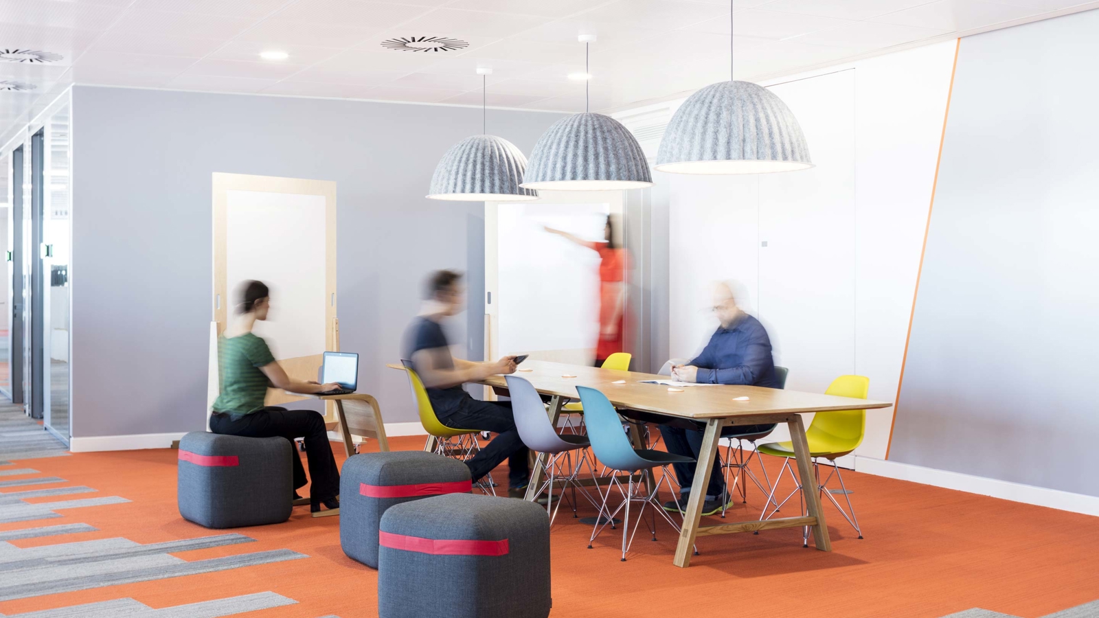 Thomson Reuters – Breakout spaces